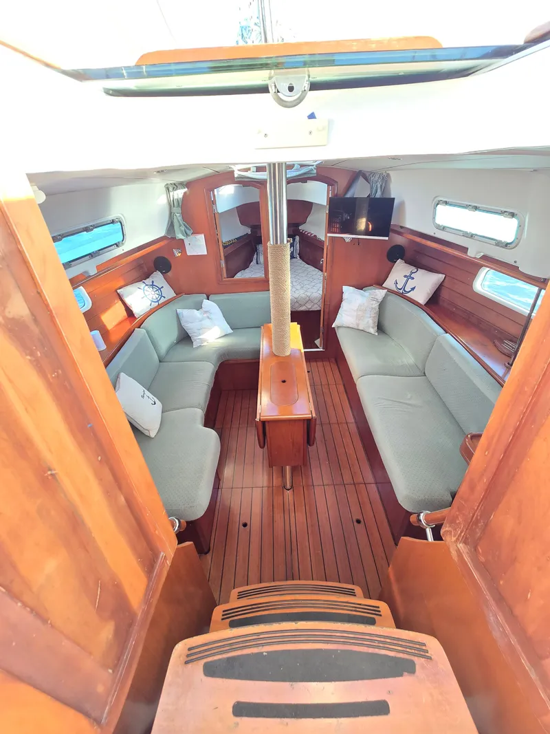 Slide: The Image of Beneteau Oceanis 36 CC 2001 - 30