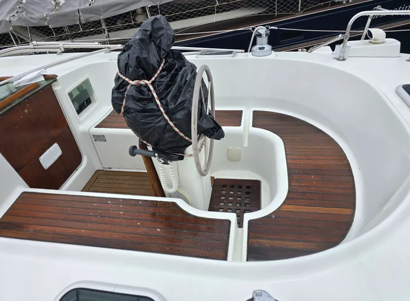 Slide: The Image of Beneteau Oceanis 36 CC 2001 - 8