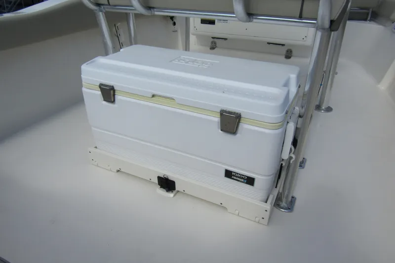 Slide: The Image of White Igloo cooler on 2022 Key West 219 FS boat deck. - 32