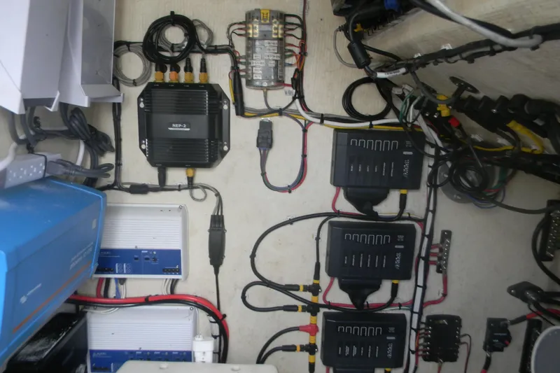 Slide: The Image of Electrical system setup in a 2017 Yellowfin 32 Offshore boat. - 19