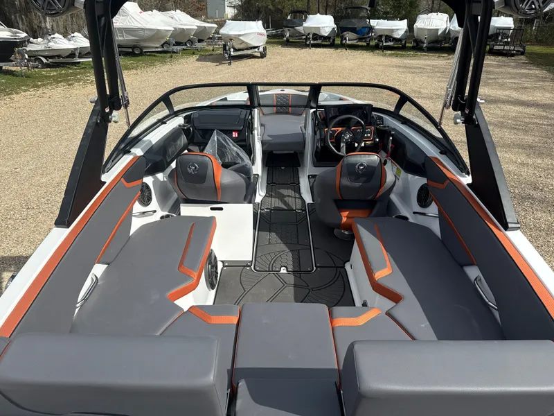 Slide: The Image of Scarab 215 LX Wake 2026 - 11