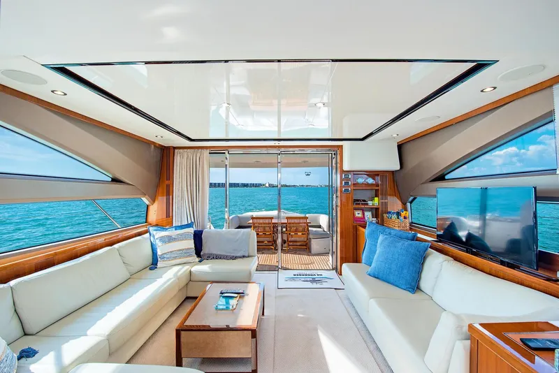 Slide: The Image of Princess Flybridge 2016 - 6