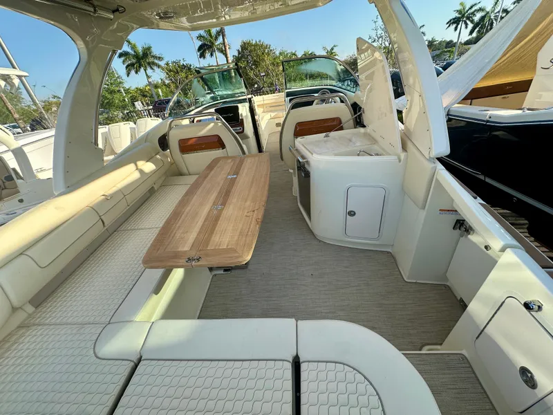 Slide: The Image of Chris-Craft Launch 31 GT 2026 - 8