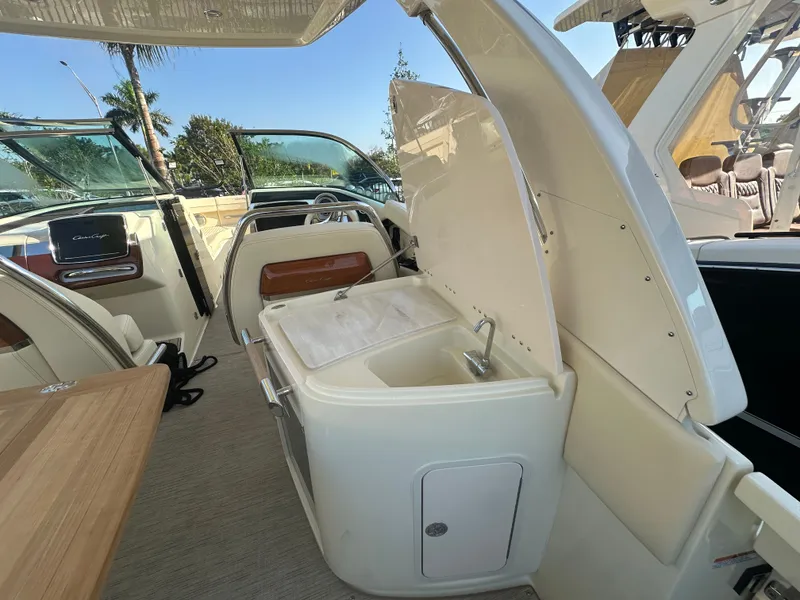 Slide: The Image of Chris-Craft Launch 31 GT 2026 - 9