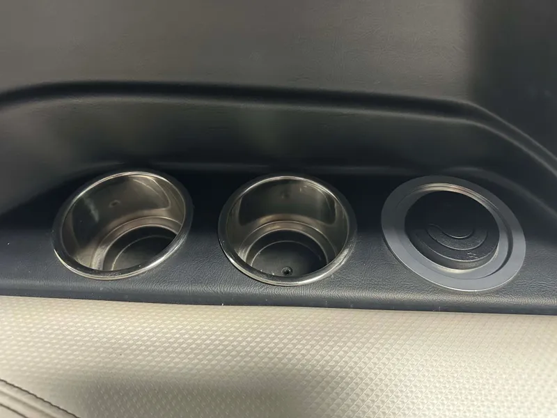 Slide: The Image of MasterCraft X20 2017 - 40