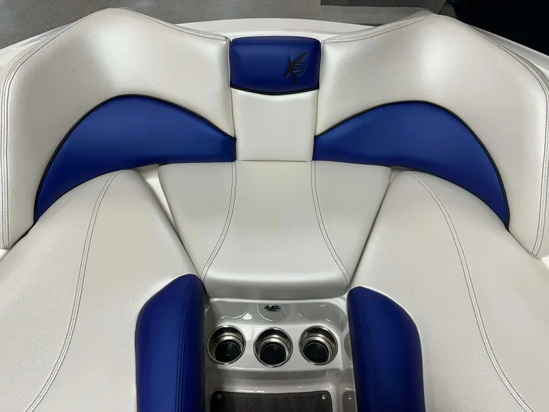 Slide: The Image of MasterCraft X20 2017 - 67