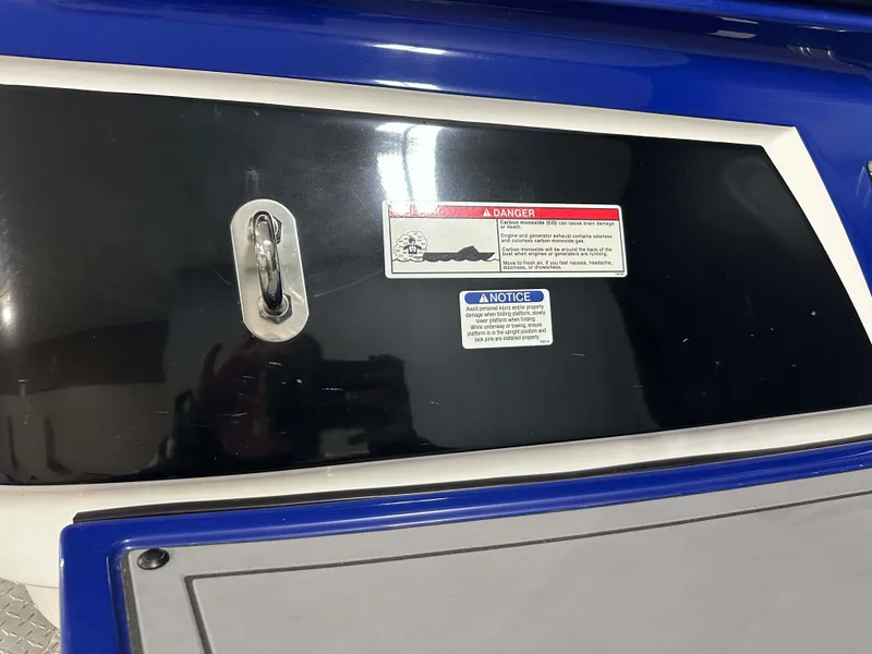 Slide: The Image of MasterCraft X20 2017 - 80