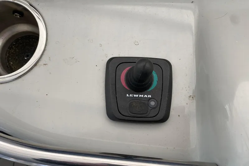 Slide: The Image of Lewmar control panel on 2006 Formula 400 Super Sport boat deck. - 41