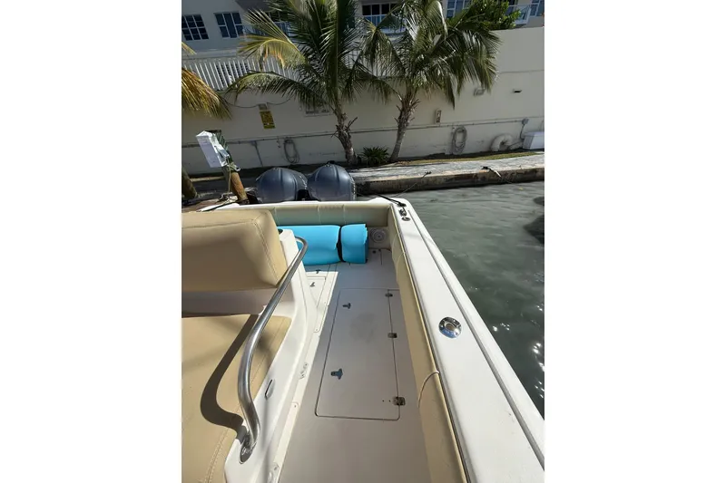 Slide: The Image of 2008 Intrepid 370 Cuddy helm with Garmin navigation system and clear sky view. - 31