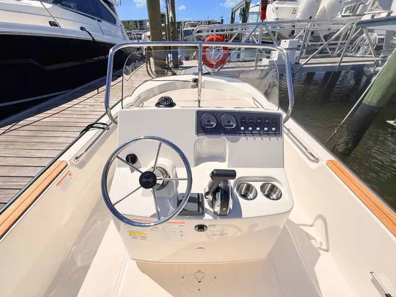 Slide: The Image of Boston Whaler 190 Montauk 2027 - 27