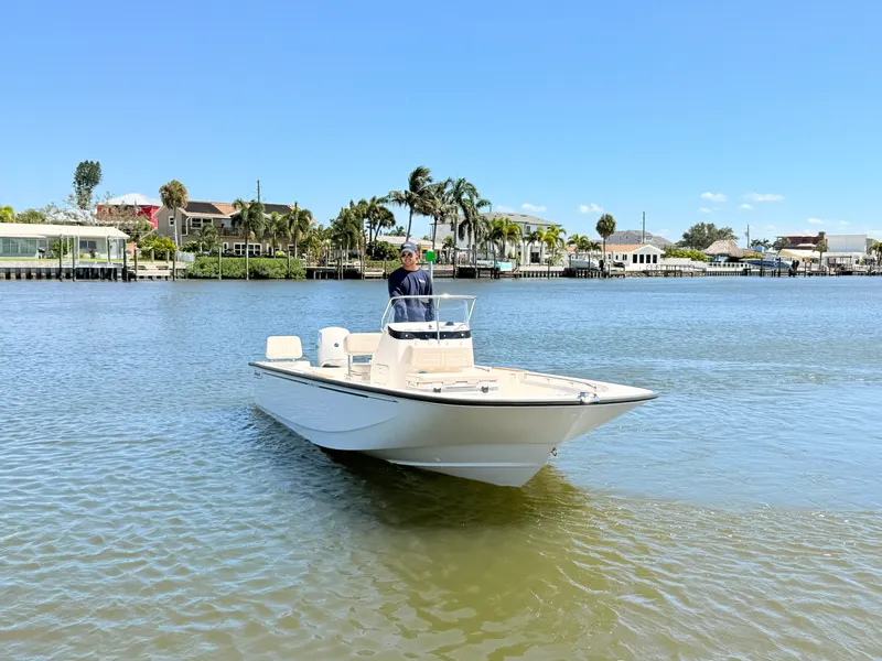 Slide: The Image of Boston Whaler 190 Montauk 2027 - 4