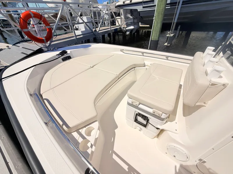 Slide: The Image of Boston Whaler 190 Montauk 2027 - 45