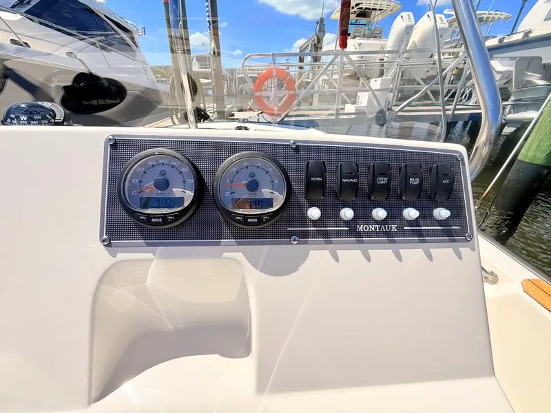 Slide: The Image of Boston Whaler 190 Montauk 2027 - 28