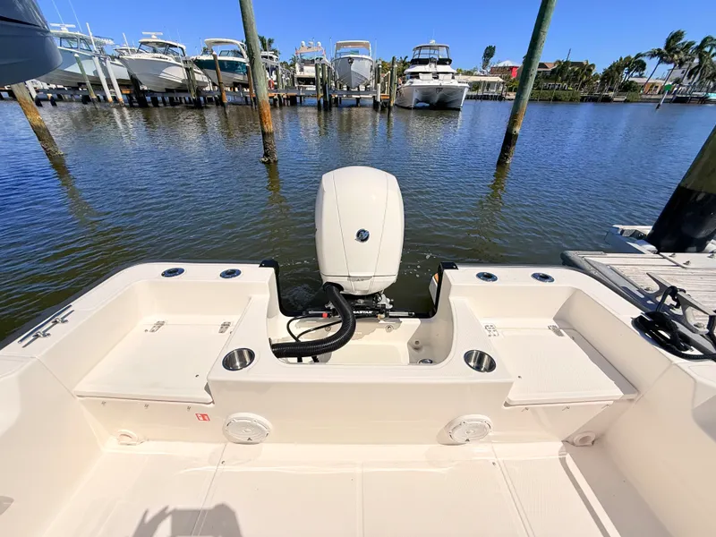 Slide: The Image of Boston Whaler 190 Montauk 2027 - 20