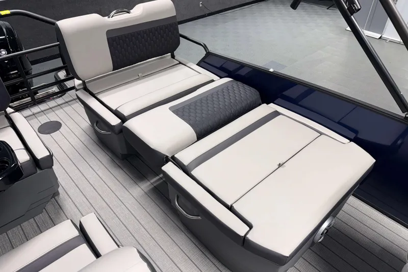 Slide: The Image of 2026 Sylvan L3 RLZ boat interior with luxurious seating and modern design. - 22