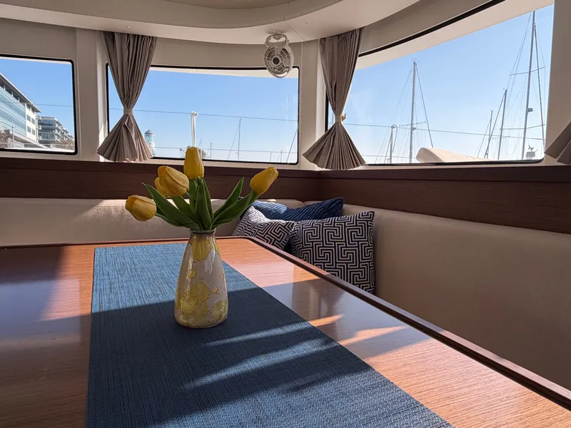 Slide: The Image of Lagoon 42 2021 - 18