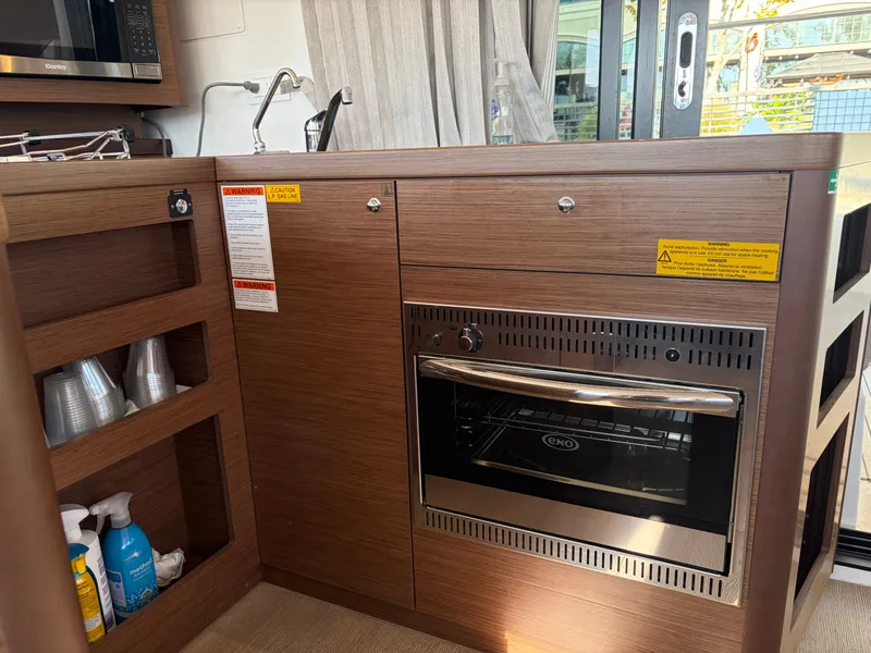 Slide: The Image of Lagoon 42 2021 - 24