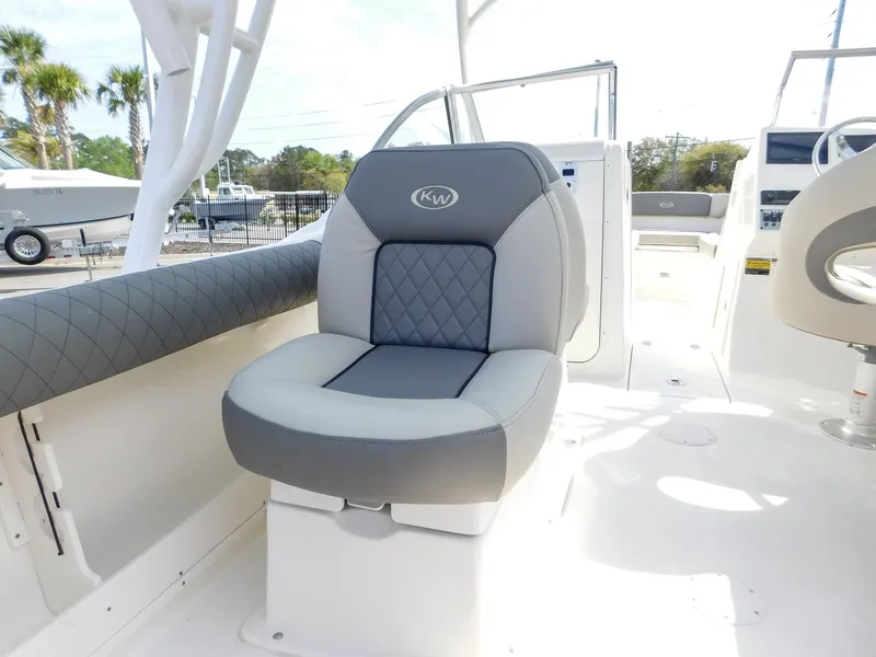 Slide: The Image of Key West Dual Console 239DFS 2025 - 15