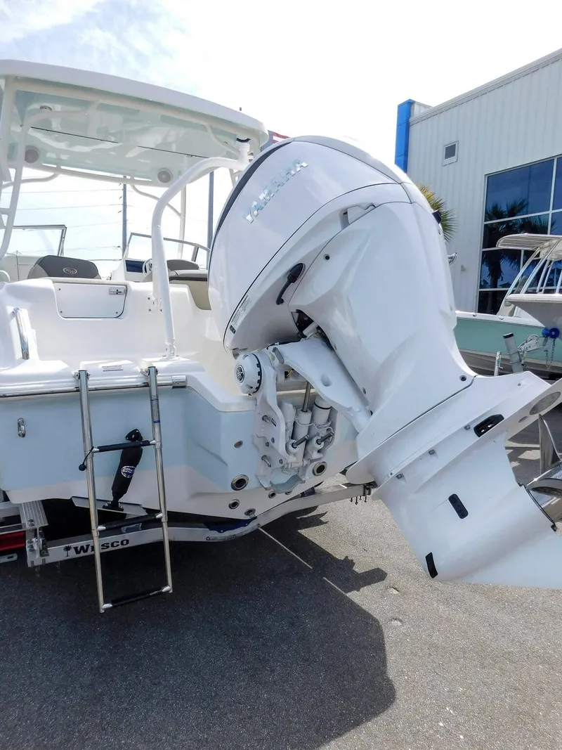 Slide: The Image of Key West Dual Console 239DFS 2025 - 6