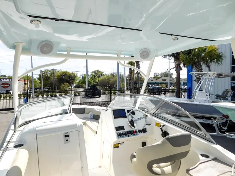 Slide: The Image of Key West Dual Console 239DFS 2025 - 8