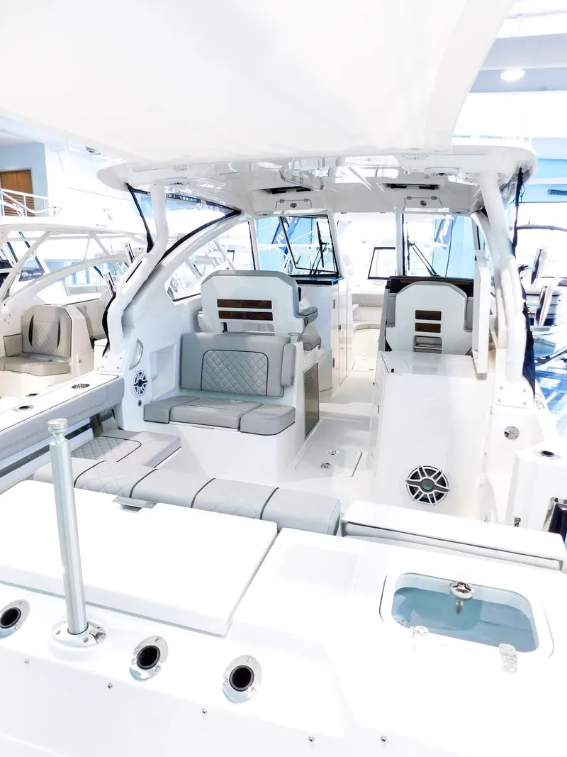 Slide: The Image of Pursuit Dual Console DC 306 2025 - 5