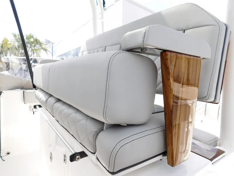 Slide: The Image of Pursuit Sport 288 2025 - 9