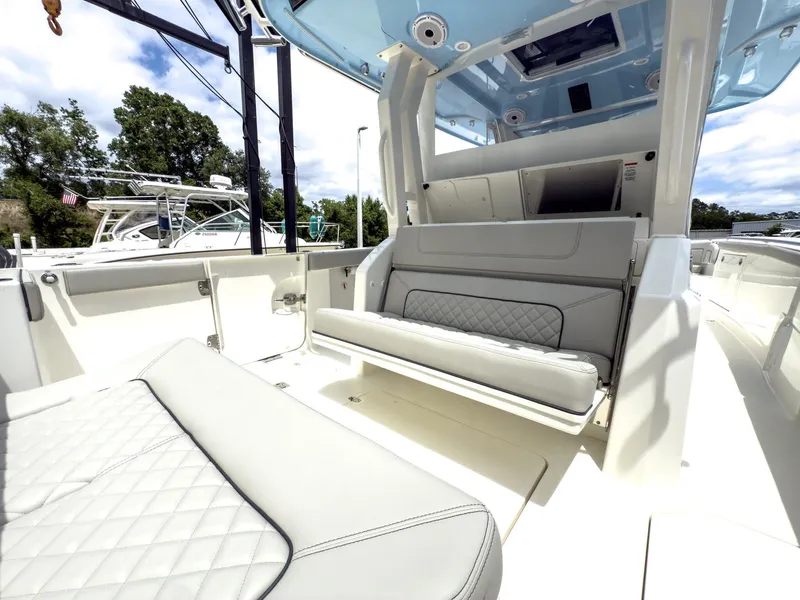 Slide: The Image of Pursuit Sport 328 2025 - 15