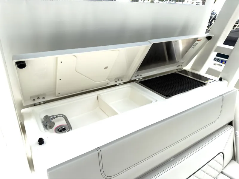 Slide: The Image of Pursuit Sport 328 2025 - 20