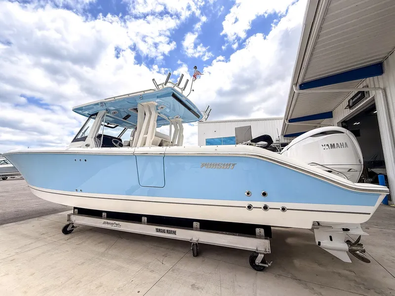 Slide: The Image of Pursuit Sport 328 2025 - 5