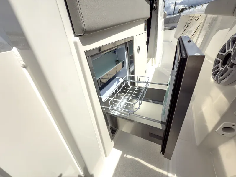 Slide: The Image of Pursuit Sport 358 2026 - 18