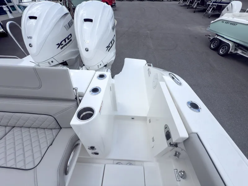 Slide: The Image of Pursuit Sport 358 2026 - 9