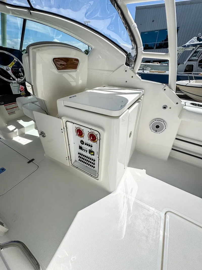 Slide: The Image of Pursuit Dual Console 266 2026 - 8