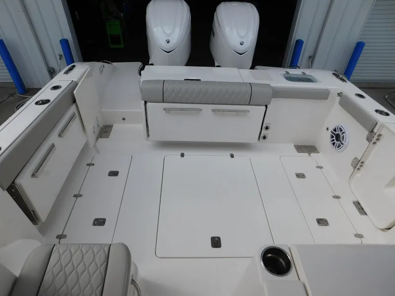 Slide: The Image of Pursuit OS 325 Offshore 2026 - 10