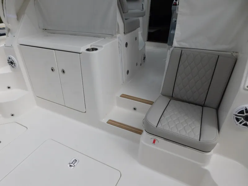 Slide: The Image of Pursuit OS 325 Offshore 2026 - 14