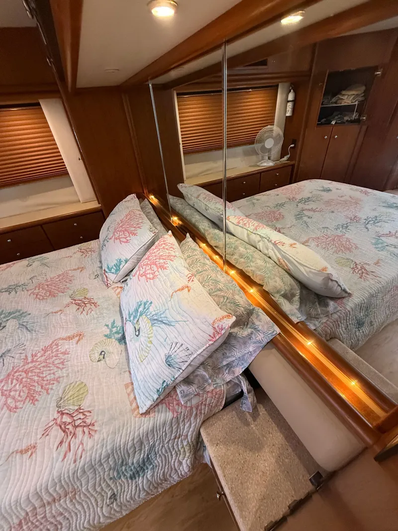 Slide: The Image of Carver 500 Cockpit Motor Yacht 1997 - 24