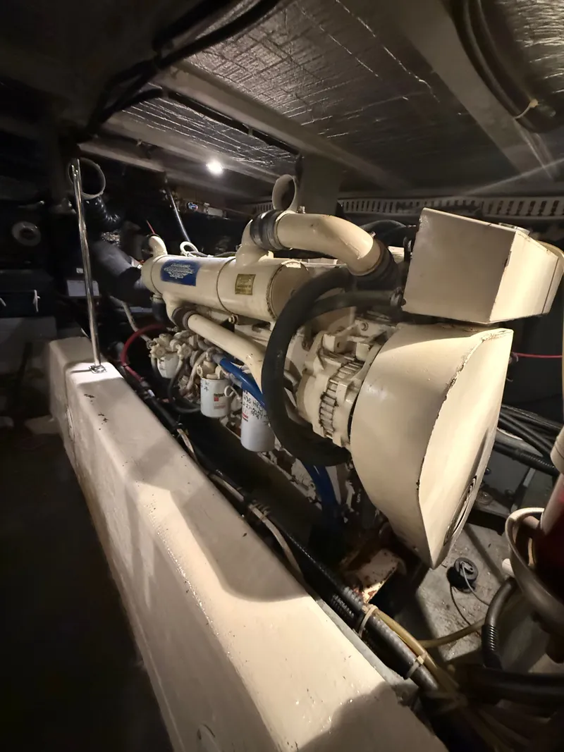 Slide: The Image of Carver Yachts 500 Cockpit Motor Yacht 1997 - 15