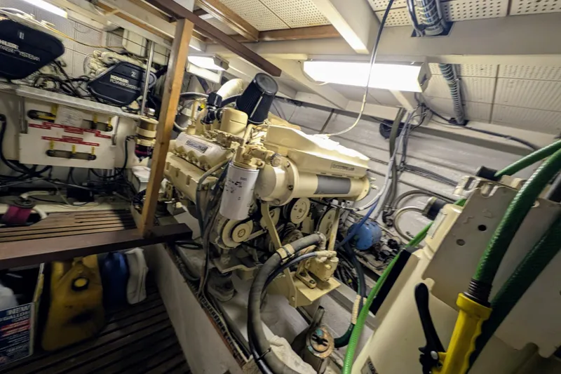 Slide: The Image of Engineroom - 76