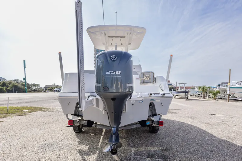 Slide: The Image of 2020 Sea Fox 249 Avenger boat with Yamaha 250 engine, parked on a trailer. - 28