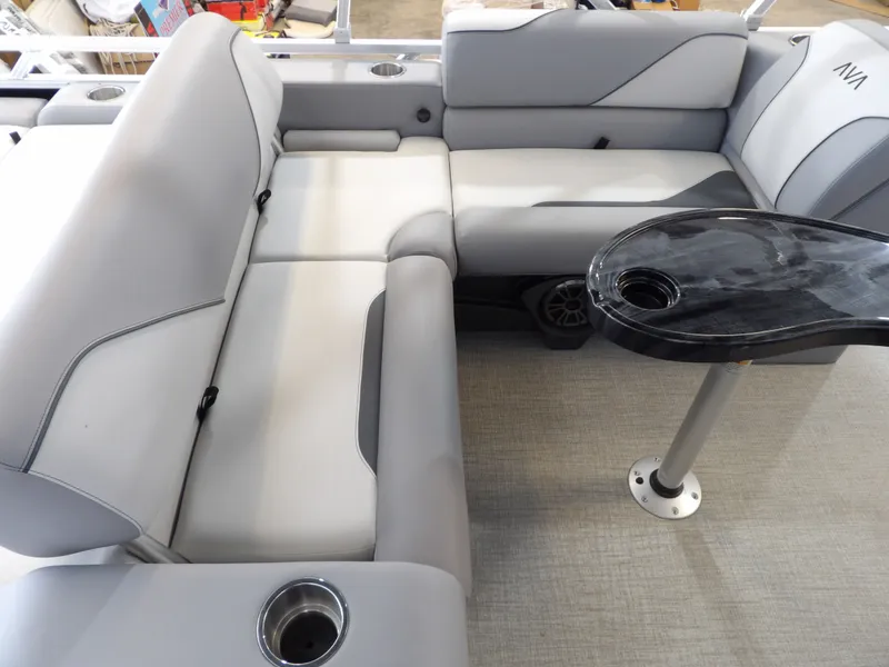 Slide: The Image of Avalon VNT VRB21 2026 - 27