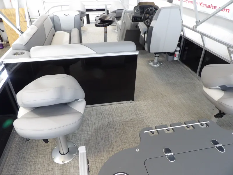 Slide: The Image of Avalon Venture 85 Rear Fish - 21' 2026 - 33