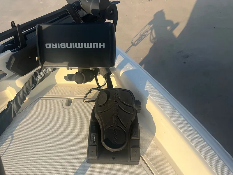 Slide: The Image of Skeeter SX2250 2021 - 15