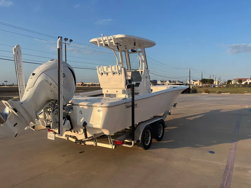 Slide: The Image of Tidewater 2500 Carolina Bay 2023 - 8