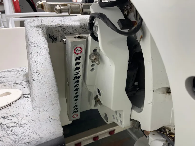 Slide: The Image of Shallow Master 18 SPORT 2022 - 24