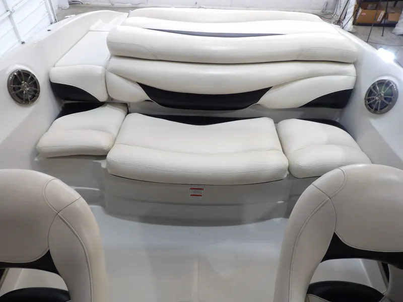 Slide: The Image of Tahoe Q5i 2013 - 17