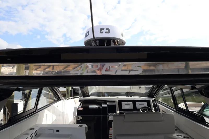 Slide: The Image of Cruisers 42 GLS OB 2026 - 49