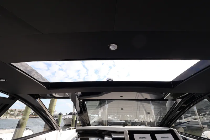 Slide: The Image of Cruisers 42 GLS OB 2026 - 50