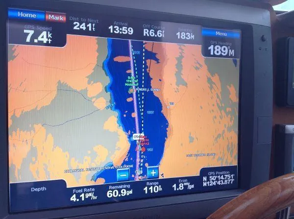 Slide: The Image of Navigation display on 2010 Ranger Tugs R-29 boat. - 12