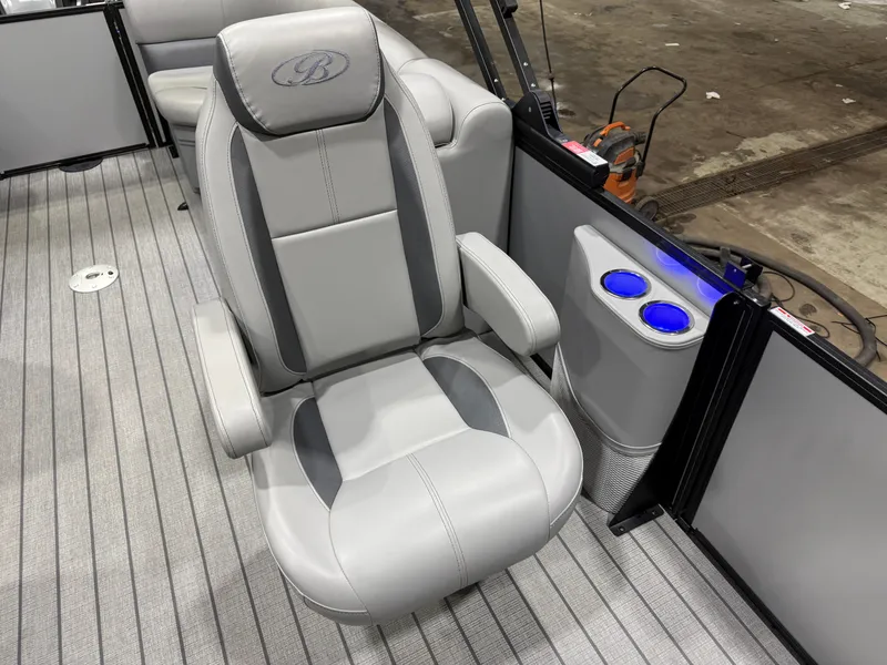 Slide: The Image of Bentley Pontoons Legacy 250HP 223 Navigator DL Quad Lounge Tritoon 2026 - 11