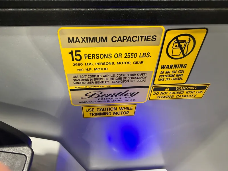 Slide: The Image of Bentley Pontoons Legacy 250HP 223 Navigator DL Quad Lounge Tritoon 2026 - 16
