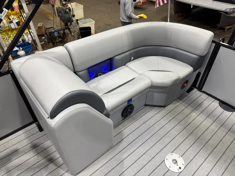 Slide: The Image of Bentley Pontoons Legacy 250HP 223 Navigator DL Quad Lounge Tritoon 2026 - 18